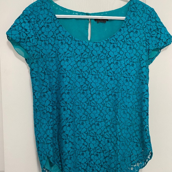 Aritzia t shirt blouse - Picture 1 of 2